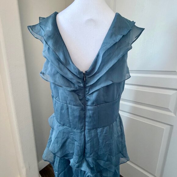 David's Bridal Formal Prom Bridesmaid Chiffon Tiered Dress Gown Dusty Blue - Picture 3 of 8